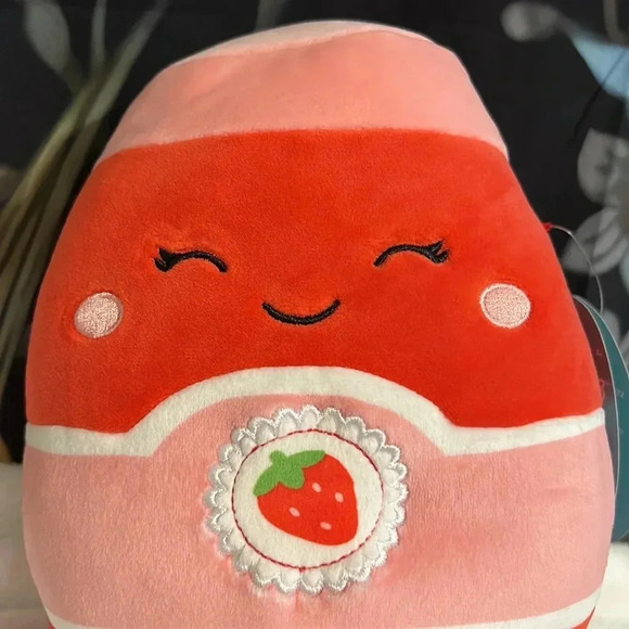 🦖😍🍓🎉 NWT Squishmallows 7” Janna the Strawberry Jam Squishmallow 🎉🍓😍 - Picture 5 of 8
